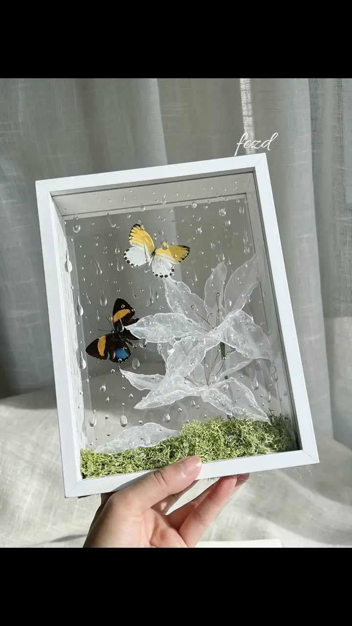 Ethereal Duo – Butterfly Specimen Frame with Artistic Plastic Leaves