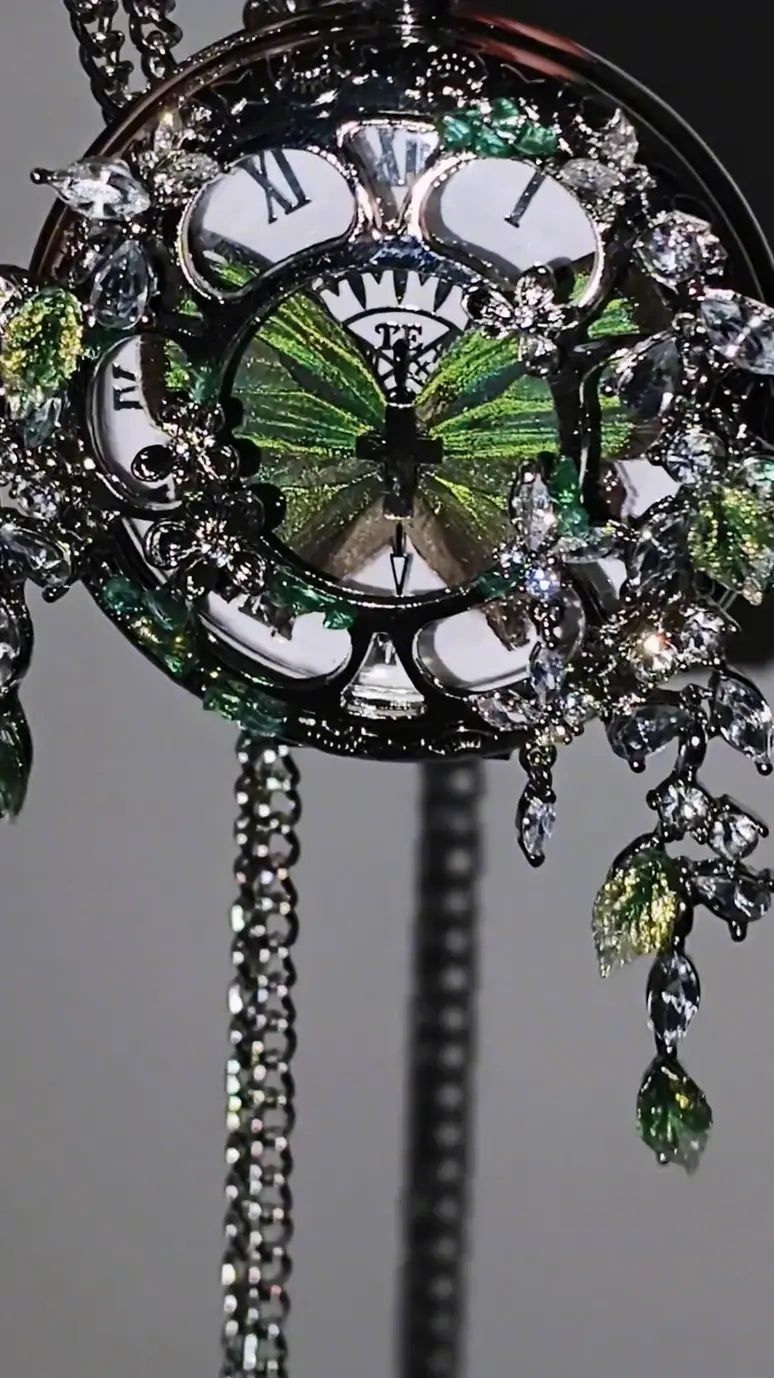 Butterfly Pocket Watch with Realistic Green Wings – Handmade Vintage-Inspired Keepsake Jewelry